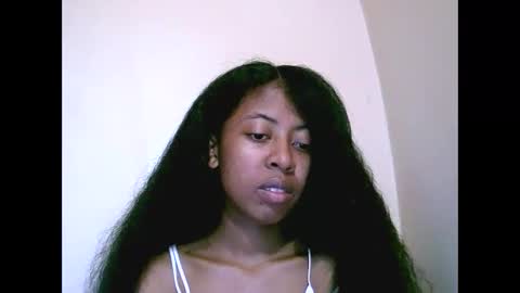 joliekah27 online show from May 31, 9:27 am