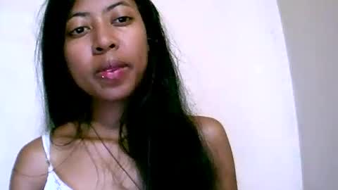 joliekah27 online show from June 19, 9:51 pm