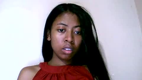 joliekah27 online show from July 18, 10:35 pm