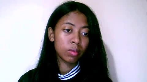 joliekah27 online show from July 26, 9:21 pm