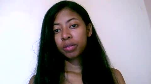 joliekah27 online show from July 29, 9:13 pm