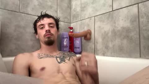 jolleyrancher1998 online show from December 16, 3:39 pm