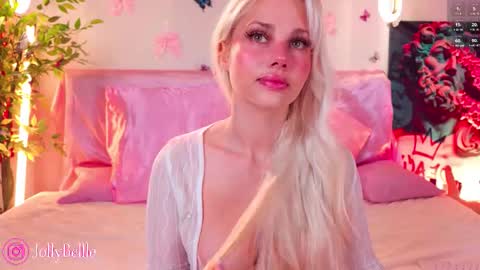 Snapshot of jollly_belle chatting on March 14, 1:23 am Belle online show from March 14, 1:23 am