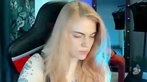 Jolly online show from January 10, 9:23 am