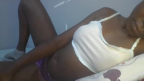 jollynabeb online show from January 22, 10:15 pm