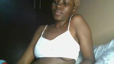 Snapshot of jollynabeb chatting on February 22, 8:29 pm jollynabeb online show from February 22, 8:29 pm