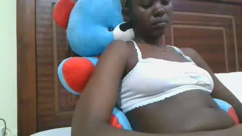 Snapshot of jollynabeb chatting on March 12, 10:43 am jollynabeb online show from March 12, 10:43 am