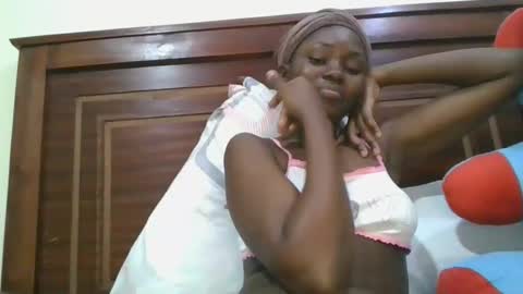 Snapshot of jollynabeb chatting on March 27, 1:22 am jollynabeb online show from March 27, 1:22 am