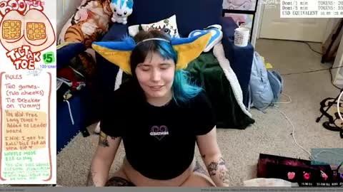 Snapshot of joltionmac chatting on May 2, 11:10 pm JoltionMac JJ online show from May 2, 11:10 pm