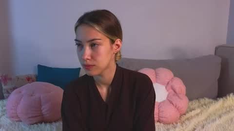 Snapshot of jolyndeb chatting on September 26, 11:03 am Viola online show from September 26, 11:03 am