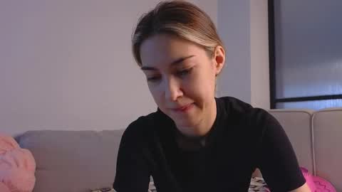 Snapshot of jolyndeb chatting on October 4, 11:08 am Viola online show from October 4, 11:08 am