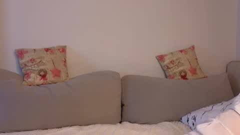 Snapshot of jolyndeb chatting on October 13, 11:21 am Viola online show from October 13, 11:21 am