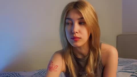 Viola online show from November 27, 11:01 am