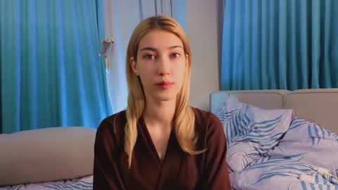 Viola online show from November 29, 11:13 am