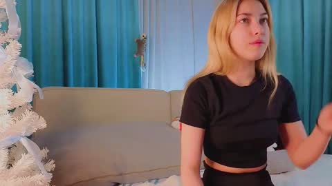 Viola online show from December 21, 11:06 am