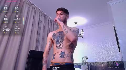 Snapshot of jonahshaw chatting on September 9, 5:29 am JonahShaw online show from September 9, 5:29 am