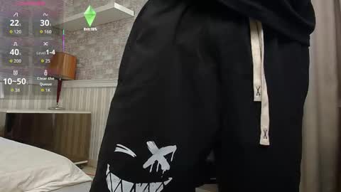 Snapshot of jonahshaw chatting on September 18, 4:58 am JonahShaw online show from September 18, 4:58 am