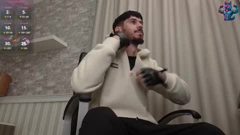 Snapshot of jonahshaw chatting on October 20, 4:24 am JonahShaw online show from October 20, 4:24 am