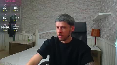 JonahShaw online show from June 2, 4:25 am