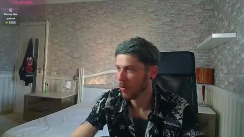 JonahShaw online show from June 4, 4:07 am