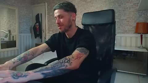 JonahShaw online show from June 9, 4:13 am