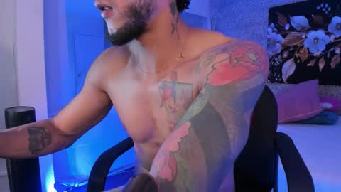 Jonas  online show from September 27, 9:42 pm