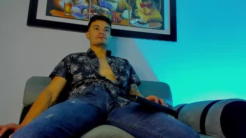 jonas_supreme online show from September 18, 12:18 pm