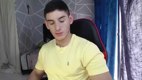 jonathancast08 online show from December 23, 6:37 pm