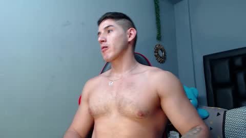 jonathancast08 online show from January 18, 3:27 pm