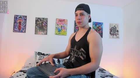 Snapshot of jonathanjoestar_ chatting on April 4, 9:45 pm Instagram jonathanfit14 online show from April 4, 9:45 pm