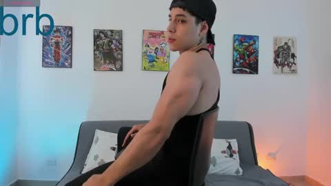 Snapshot of jonathanjoestar_ chatting on April 21, 2:51 am Instagram jonathanfit14 online show from April 21, 2:51 am