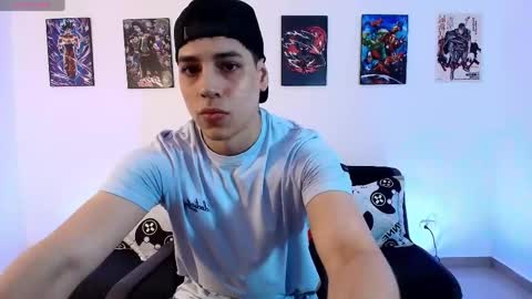 Snapshot of jonathanjoestar_ chatting on April 23, 11:51 pm Instagram jonathanfit14 online show from April 23, 11:51 pm