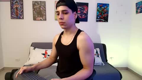 Snapshot of jonathanjoestar_ chatting on May 8, 10:59 pm Instagram jonathanfit14 online show from May 8, 10:59 pm
