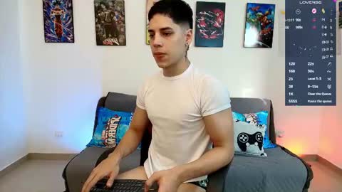 Instagram jonathanfit14 online show from June 20, 9:39 pm