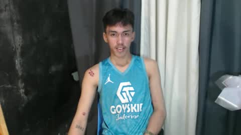 Snapshot of jonel_xx chatting on February 14, 2:25 pm jonel online show from February 14, 2:25 pm