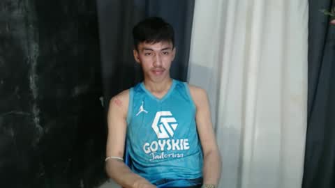 Snapshot of jonel_xx chatting on February 24, 12:58 pm jonel online show from February 24, 12:58 pm