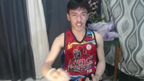 Snapshot of jonel_xx chatting on March 2, 12:12 pm jonel online show from March 2, 12:12 pm