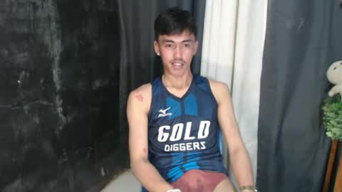 Snapshot of jonel_xx chatting on March 10, 12:10 pm jonel online show from March 10, 12:10 pm