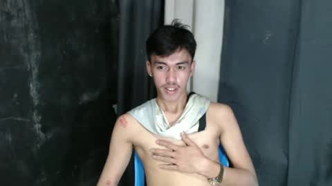 Snapshot of jonel_xx chatting on March 21, 3:33 am jonel online show from March 21, 3:33 am