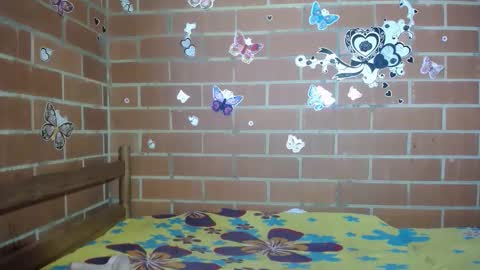 Snapshot of jones_scarlet chatting on November 27, 12:40 pm Scarlet online show from November 27, 12:40 pm