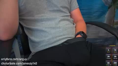 WhteGuy online show from June 21, 8:33 pm