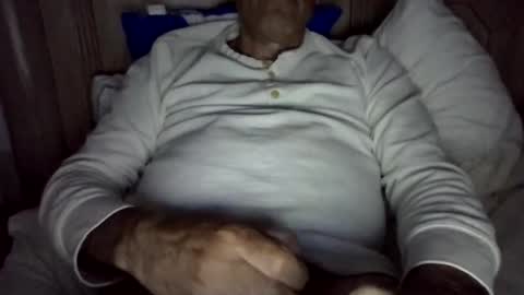 Snapshot of jonlovespussy6969 chatting on May 24, 12:59 am John loves pussy online show from May 24, 12:59 am
