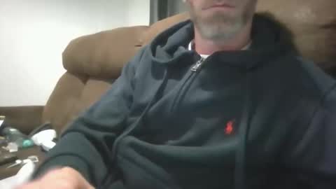 Snapshot of jonlow1 chatting on April 18, 8:20 pm jonlow1 online show from April 18, 8:20 pm