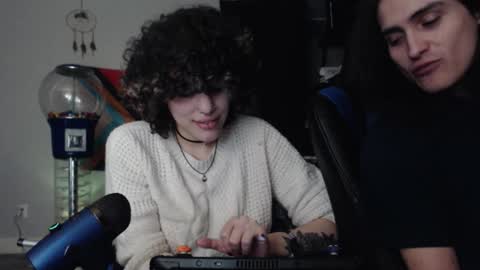 jonmessfan online show from November 12, 9:10 am