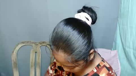 jonna2568 online show from September 20, 6:36 am