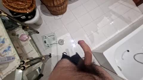 Snapshot of jonni871big chatting on February 20, 7:41 pm jonni871big online show from February 20, 7:41 pm