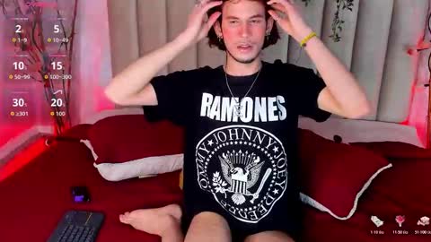 jonny_gilbert online show from February 2, 1:32 pm