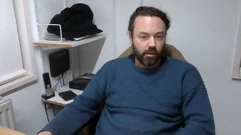 Snapshot of jonnyb9876 chatting on December 15, 5:06 pm jonnyb9876 online show from December 15, 5:06 pm