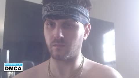 Snapshot of jonnybananas69 chatting on May 31, 12:41 am Jonny Bans online show from May 31, 12:41 am