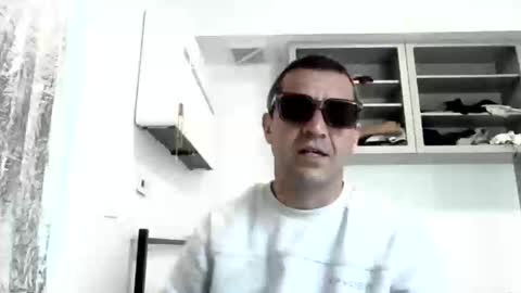 Snapshot of jonnybdiznutz chatting on March 31, 12:56 am jonnydiznutz online show from March 31, 12:56 am